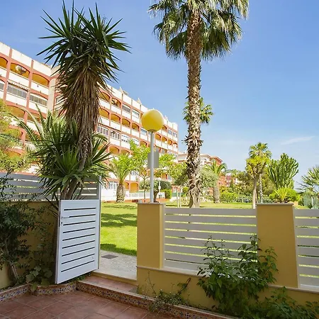025 Helena Nice Terrace - Alicante Holiday * تورّيفيِخا